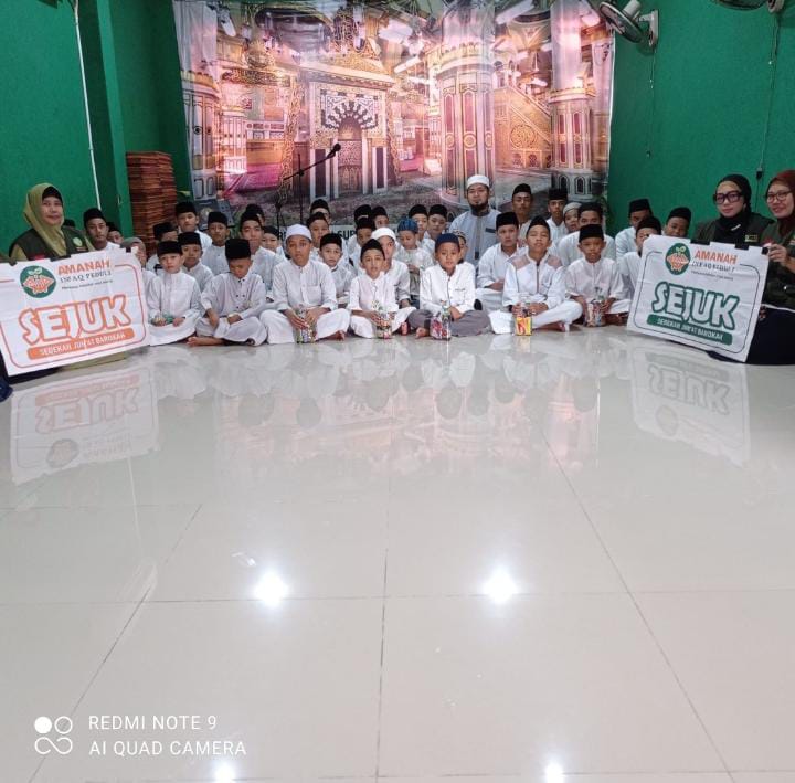 Sedekah Jum'at Barokah di Ponpes Subulussalam,Bintara Bekasi Barat Kota Bekasi
